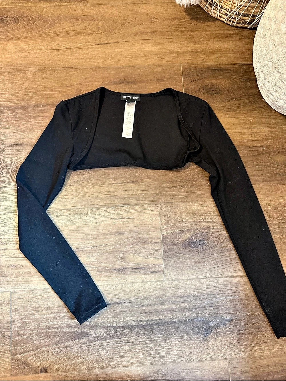 PrettyLittleThing Black Bolero